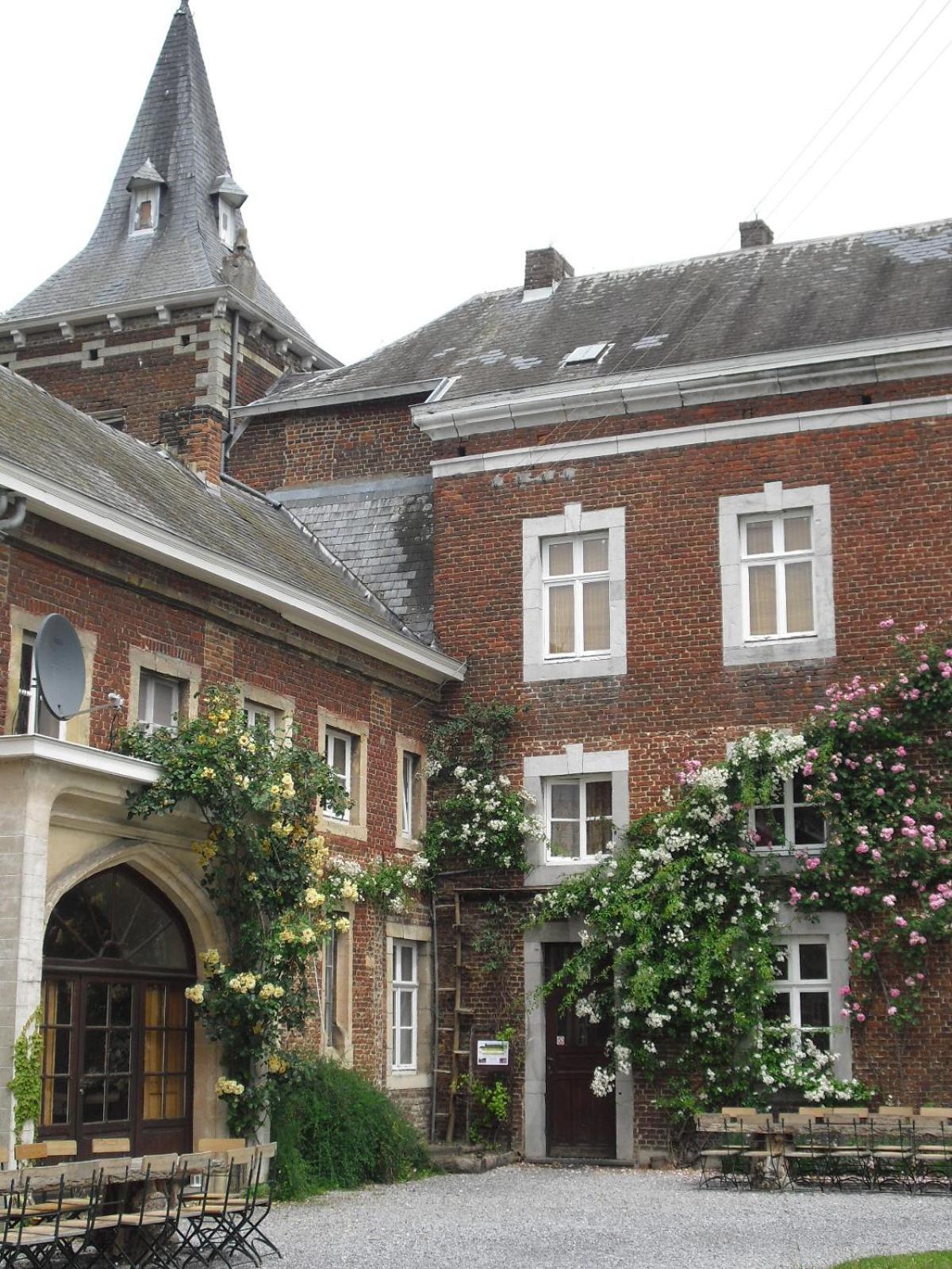 Kasteel Nieuwenhoven Apartment Sint-Truiden Luaran gambar