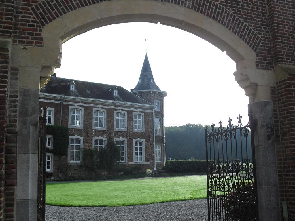 Kasteel Nieuwenhoven Apartment Sint-Truiden Luaran gambar